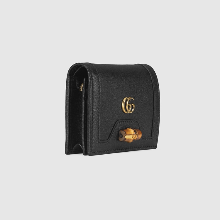 658244.17Q0T.1000.004.080.0000.Light Gucci Diana card case wallet